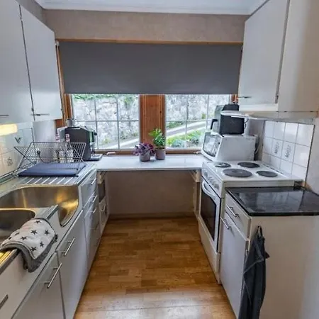 Cozy Trolltunga Townhouse, 5 Min Walk To Center